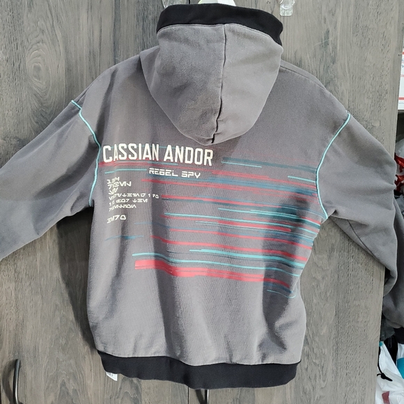 Disney Parks Star Wars “Andor” Cassian Andor Rebel Spy Hooded Sweatshirt Size S - Picture 5 of 9